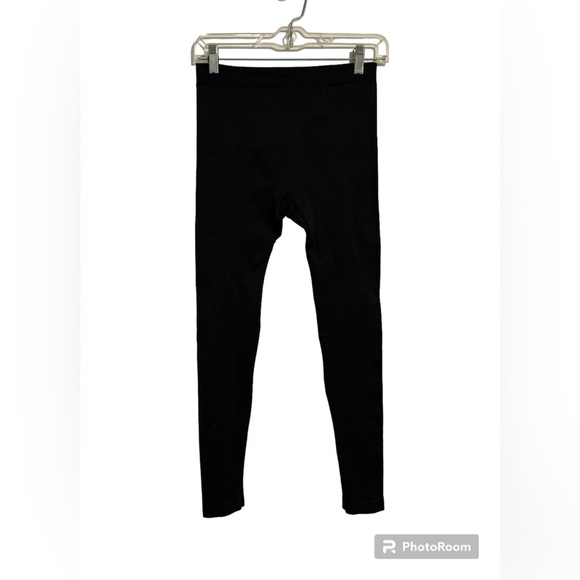 Empetua Other - Empetua by Shapermint | All Day Comfort Mid Waist Shaping Capri Size Medium